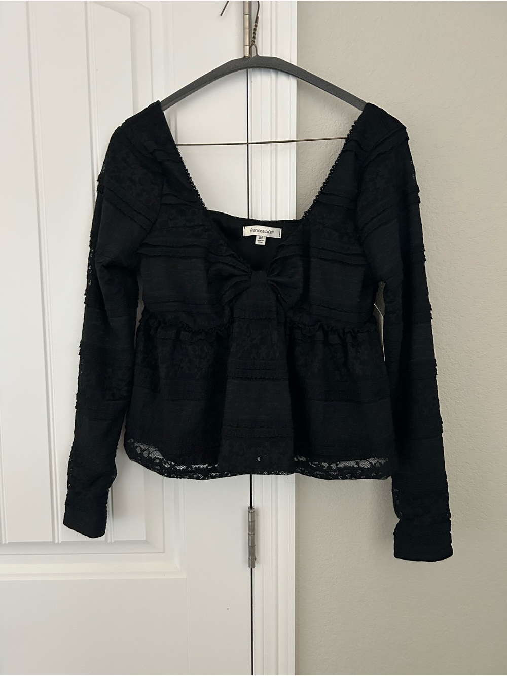 Francesca's Collections Black Long-Sleeve Tie-Front Blouse